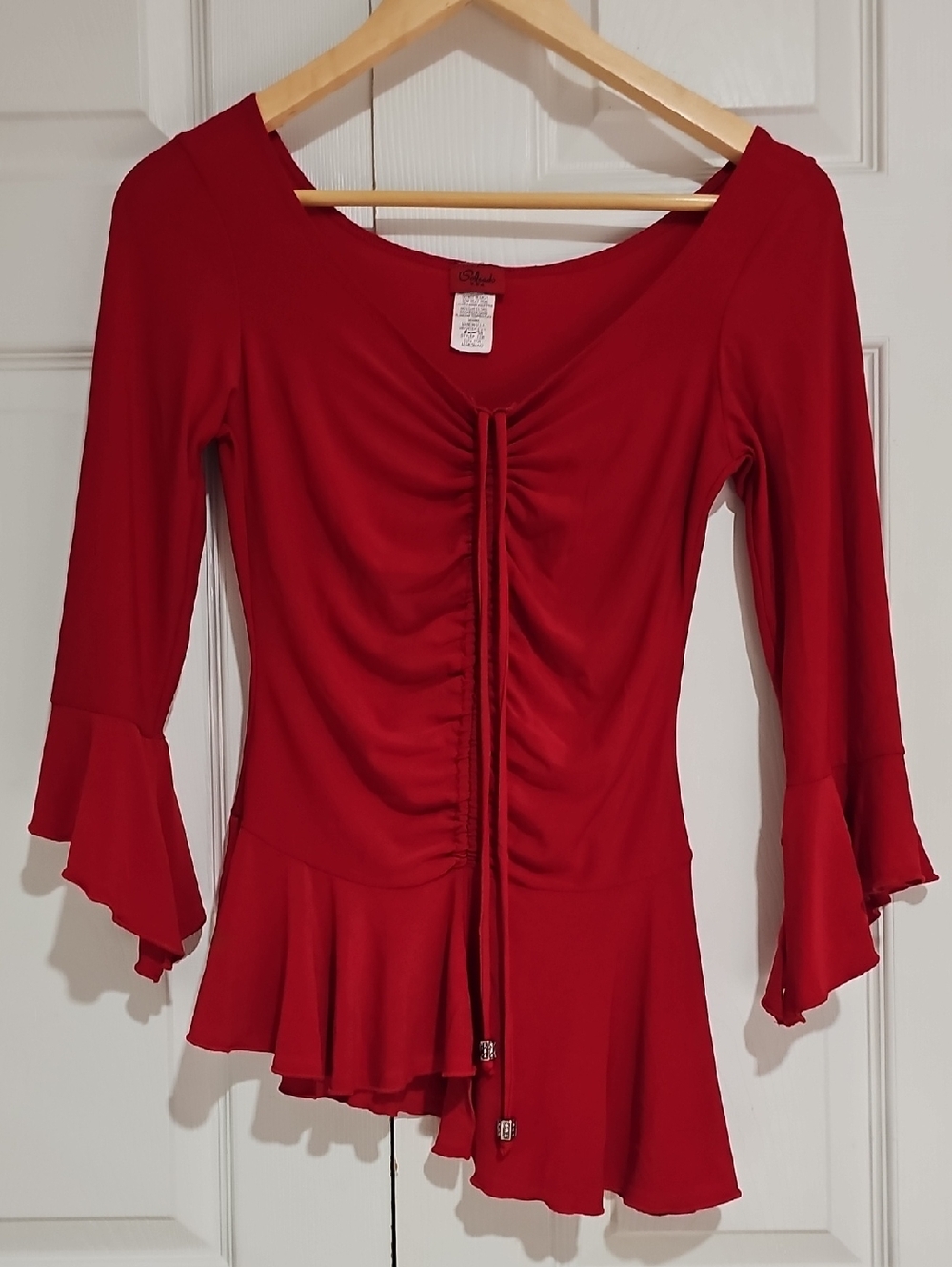 ❤️ Soleado Red Ruched Front Top Bell Sleeve Flowy Peplum